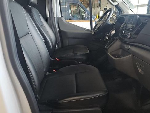 Used 2022 Ford Transit 250 Medium Roof AWD image 2
