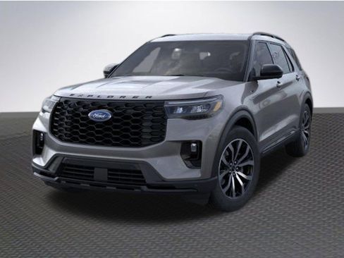 New 2026 Ford Explorer ST-Line image 2