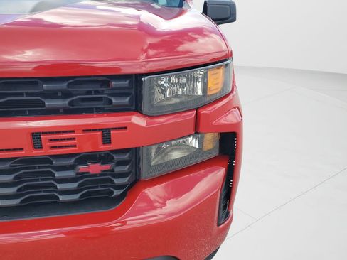 Used 2022 Chevrolet Silverado 1500 Custom image 9