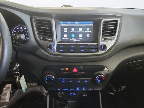 Used 2018 Hyundai Tucson SEL FWD image 16
