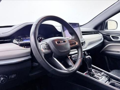 Used 2023 Jeep Compass Limited AWD/4WD image 19