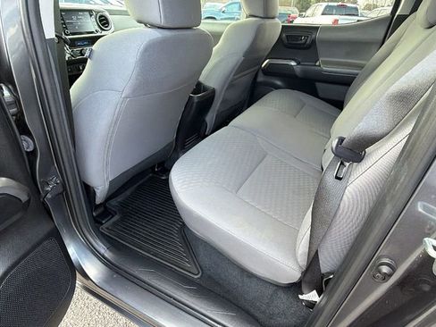 Used 2021 Toyota Tacoma SR5 image 20