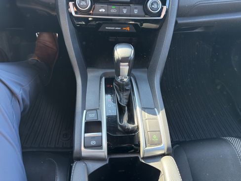 Used 2019 Honda Civic Sport image 13