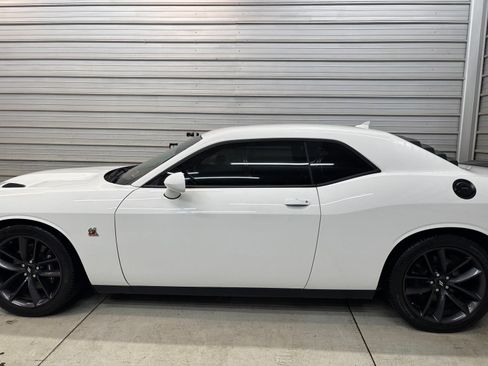 Used 2019 Dodge Challenger R/T Scat Pack RWD image 7