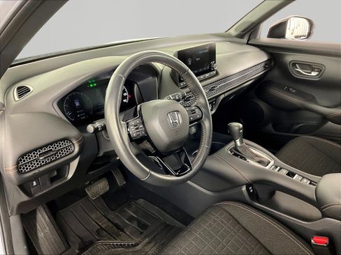 Used 2024 Honda HR-V Sport image 17