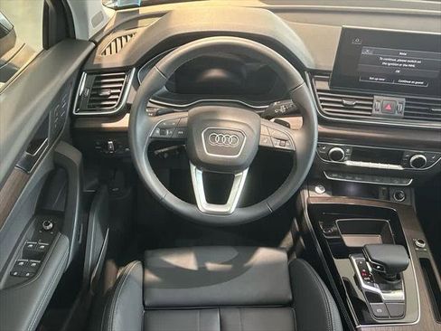 Certified 2025 Audi Q5 2.0T Premium Plus image 18
