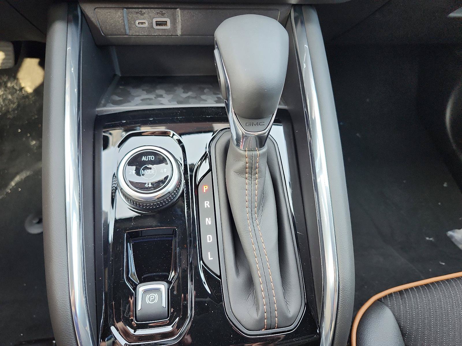 New 2026 GMC Canyon AT4 AWD/4WD image 14