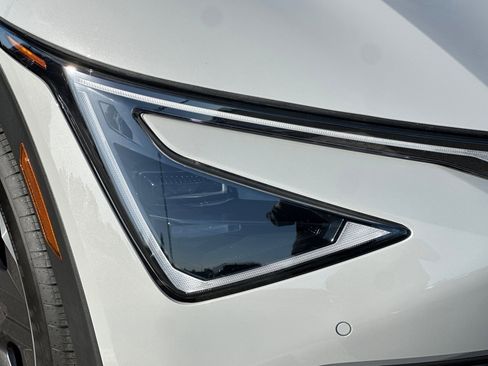 Used 2025 Kia EV6 Light image 47