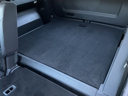 Used 2024 Volkswagen Atlas Cross Sport SE image 17