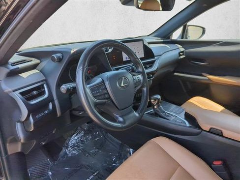 Used 2023 Lexus UX 250h FWD w/ Accessory Package (Z2) image 10