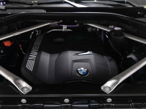 Used 2024 BMW X5 xDrive40i image 16