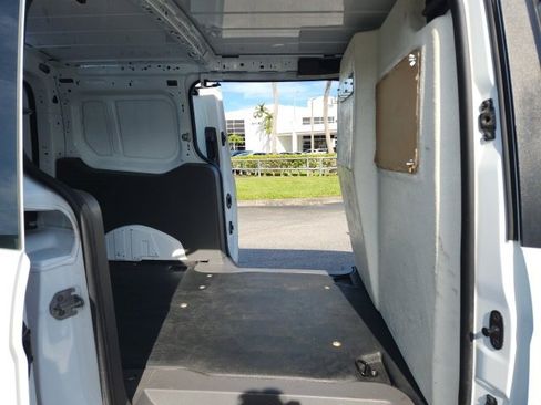 Used 2022 Ford Transit Connect XL image 19