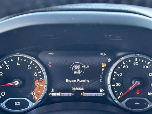 Used 2017 Jeep Renegade Altitude image 31