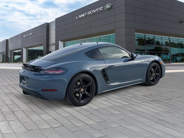 Used 2017 Porsche 718 Cayman RWD image 5