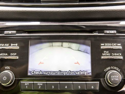 Used 2018 Nissan Rogue Sport SV w/ SV All-Weather Package FWD image 15