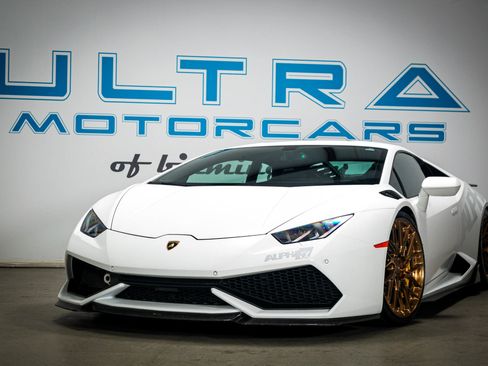 Used 2015 Lamborghini Huracan LP 610-4 image 5