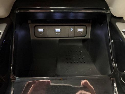 Used 2021 Kia Sorento SX image 16