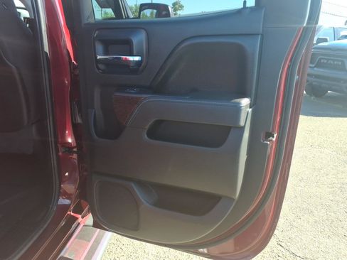 Used 2014 GMC Sierra 1500 SLE w/ SLE Value Package AWD/4WD image 17
