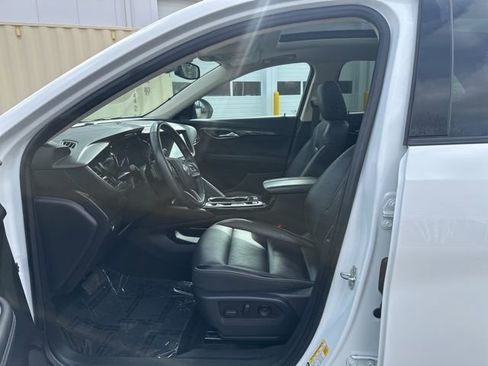 Used 2021 Buick Envision Essence w/ Sport Touring Package image 21