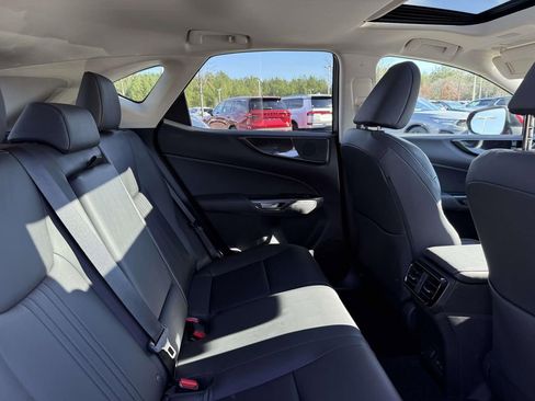 Used 2025 Lexus NX 350 AWD image 19
