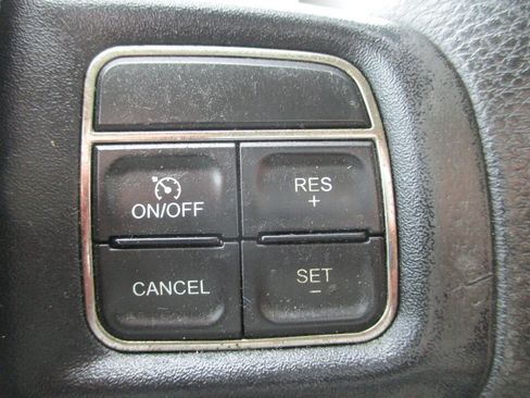 Used 2013 RAM C/V Tradesman FWD image 31
