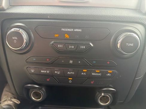 Used 2019 Ford Ranger XLT w/ Equipment Group 302A Luxury AWD/4WD image 27