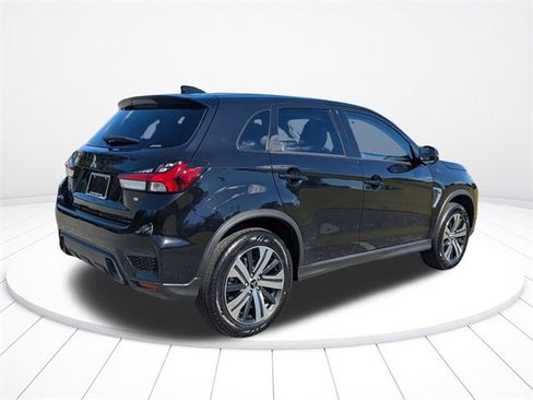 New 2025 Mitsubishi Outlander Sport SE image 3