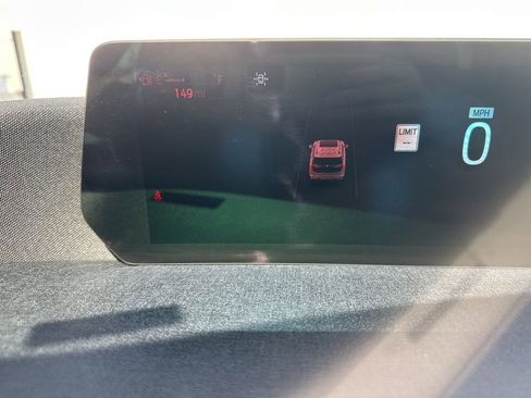 Used 2025 Ford Expedition Active AWD/4WD image 15