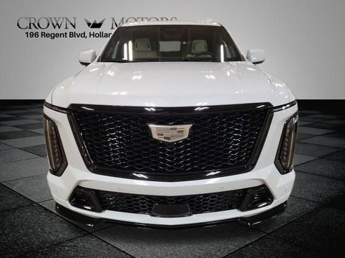 Used 2026 Cadillac Escalade V image 8