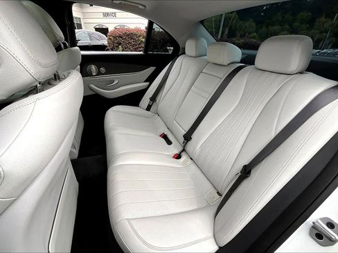 Certified 2022 Mercedes-Benz E 350 Sedan image 20