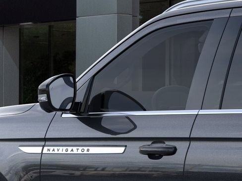 New 2026 Lincoln Navigator L Reserve AWD/4WD image 20