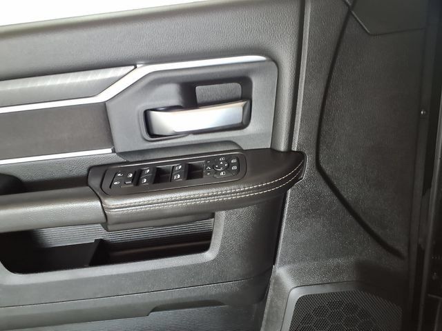 Used 2025 RAM 3500 Big Horn AWD/4WD image 20