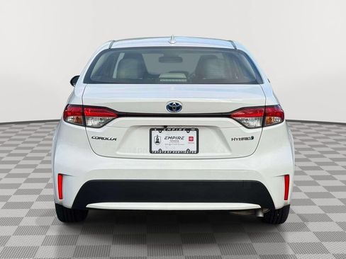 Used 2021 Toyota Corolla LE FWD image 6