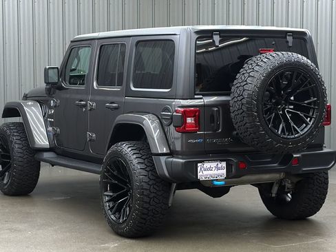 Used 2023 Jeep Wrangler Unlimited Sahara w/ Cold Weather Group AWD/4WD image 3