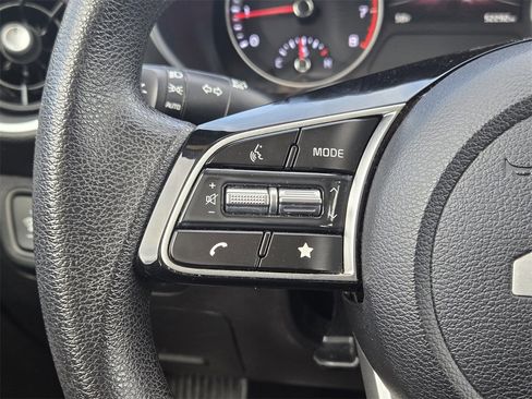 Certified 2024 Kia Forte LXS image 27