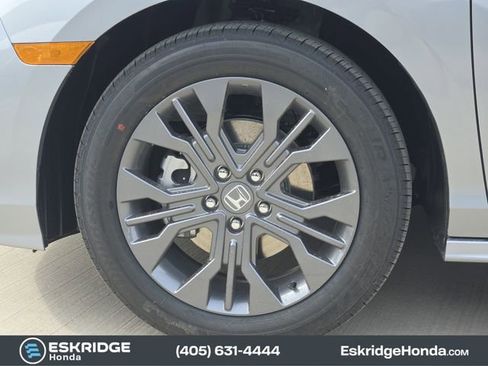 New 2026 Honda Odyssey Touring image 10