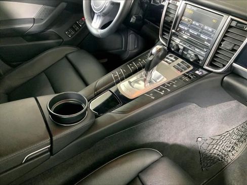 Certified 2016 Porsche Panamera Edition image 16