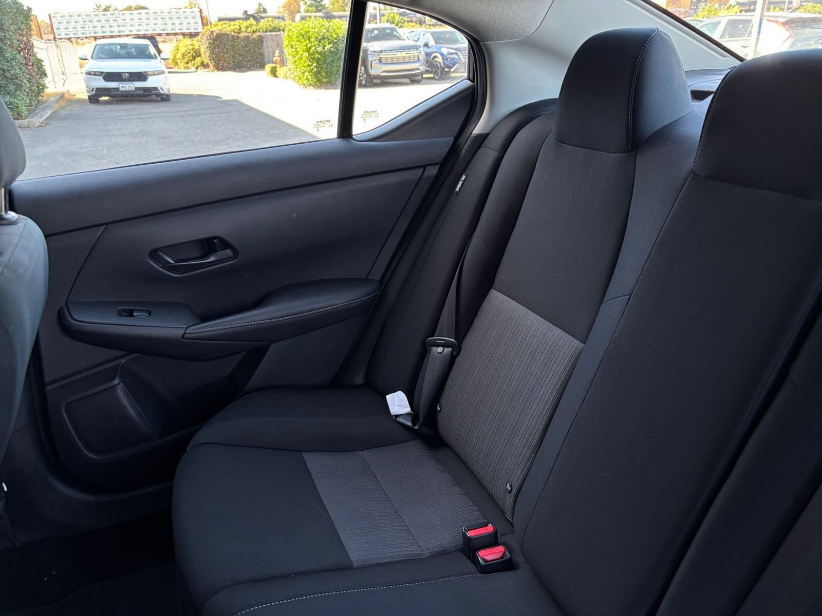 Used 2025 Nissan Sentra SV FWD image 37