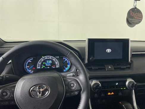 Certified 2025 Toyota RAV4 SE w/ Weather & Moonroof Package AWD/4WD image 16