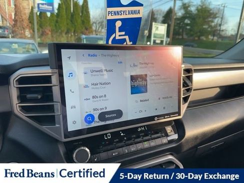 Used 2022 Toyota Tundra SR5 w/ SR5 Premium Package image 20