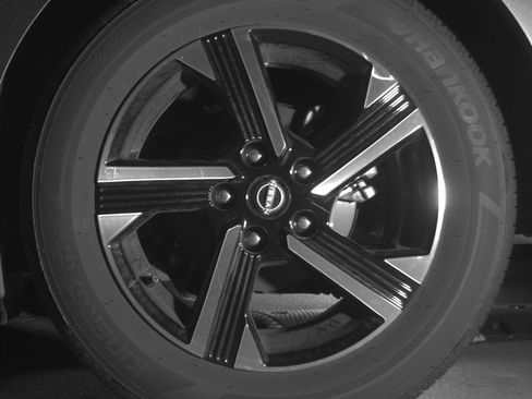 Used 2025 Nissan Sentra SV image 14