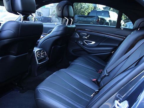Used 2014 Mercedes-Benz S 550 Sedan image 14