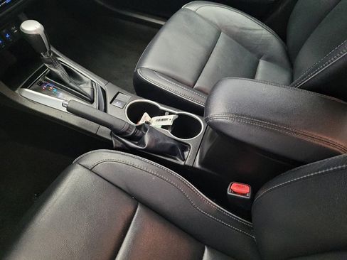 Used 2019 Toyota Corolla XLE image 26