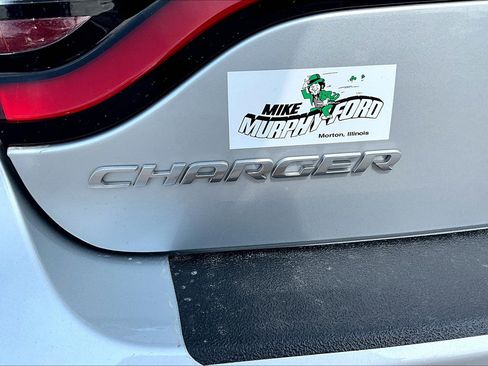 Used 2022 Dodge Charger SXT image 6