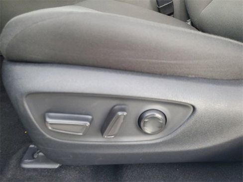 Used 2024 Toyota RAV4 XLE image 18