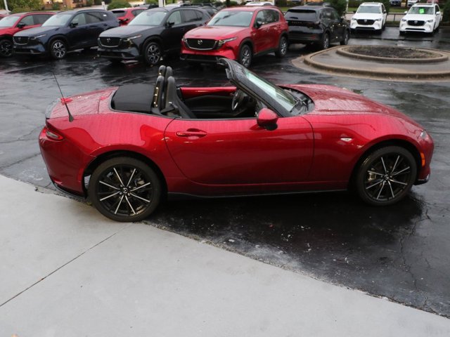 Certified 2026 MAZDA MX-5 Miata Grand Touring w/ Appearance Package RWD image 5