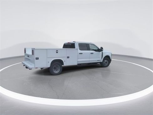 New 2024 Ford F350 XL w/ XL Chrome Package image 7