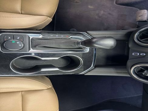 Used 2022 Chevrolet Blazer Premier image 26