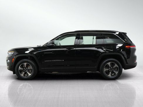 Used 2024 Jeep Grand Cherokee Limited 4xe AWD/4WD image 2