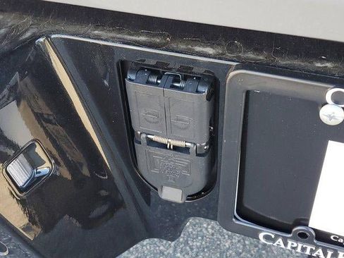 New 2025 GMC Hummer EV 2X image 7